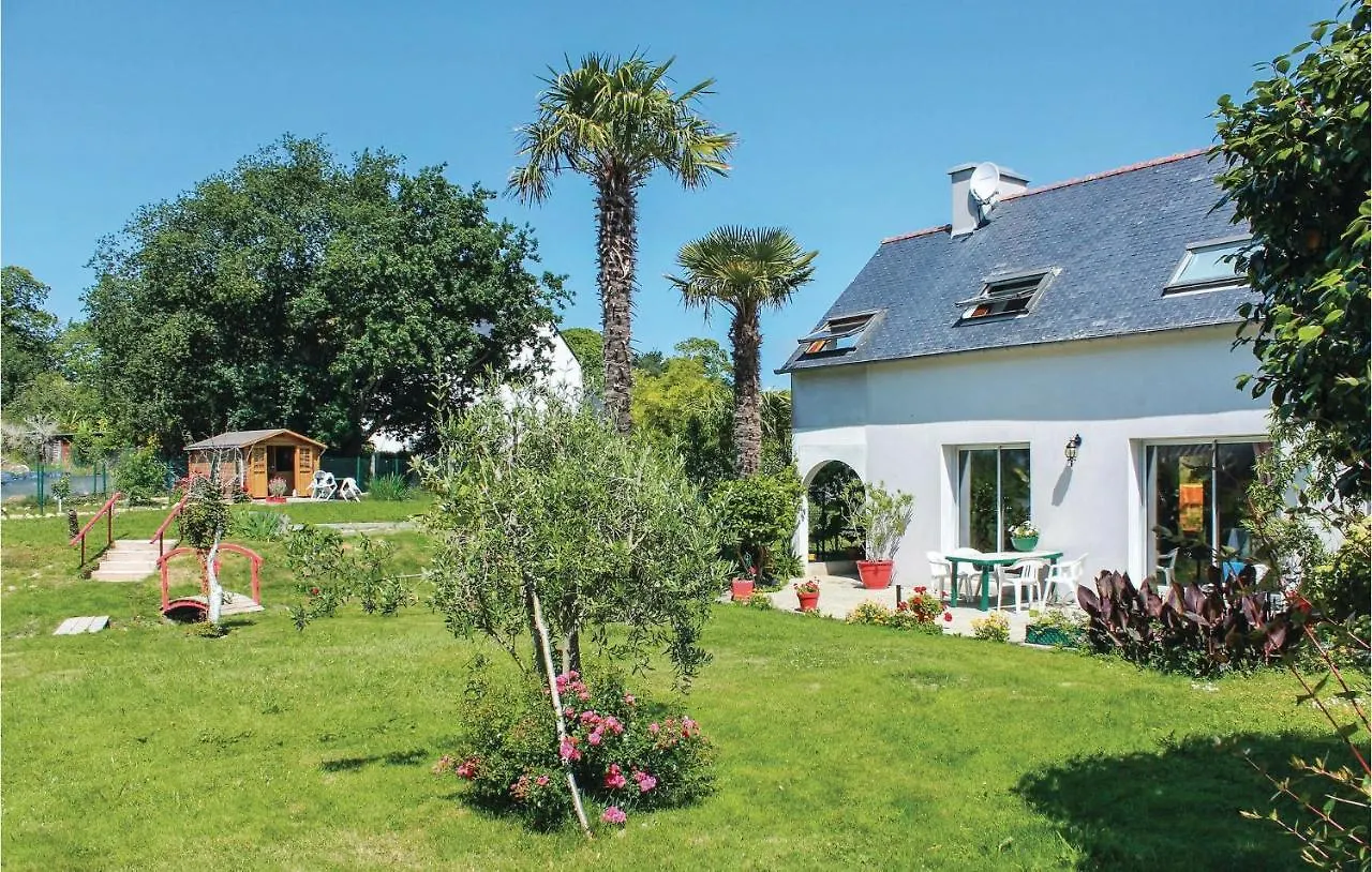 Awesome Home In Benodet With Wifi Feriehus